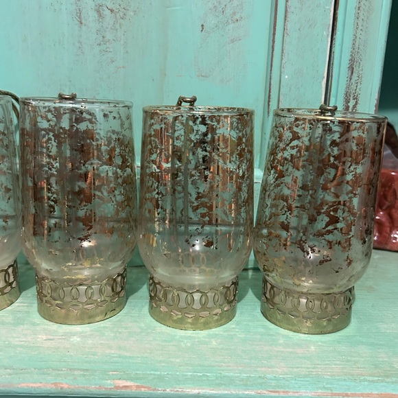 Set of Six Vintage Mid Century Modern Gold Fleck Glasses with Handles - Picture 6 of 11